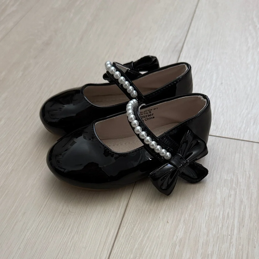 3/$10  Black Kids Dress Shoes with Pearl Accent - Picture 4 of 7
